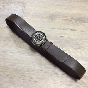 Rue 21 brown belt